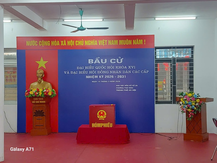 Phường Phú Diễn sẵn sàng cho Ngày bầu cử đại biểu Quốc hội khóa XVI và đại biểu HĐND các cấp, nhiệm kỳ 2026 - 2031
- Ảnh 4.