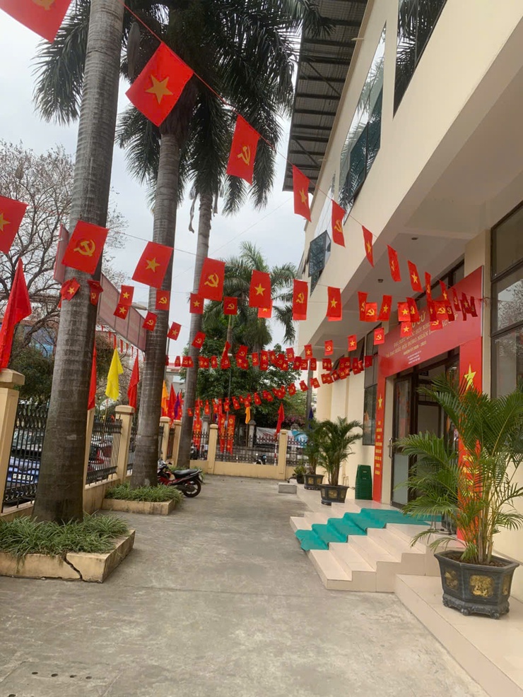 Phường Phú Diễn sẵn sàng cho Ngày bầu cử đại biểu Quốc hội khóa XVI và đại biểu HĐND các cấp, nhiệm kỳ 2026 - 2031
- Ảnh 39.