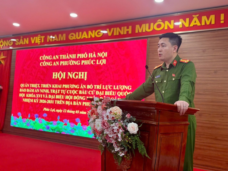 Công an phường Phúc Lợi quán triệt, triển khai Phương án bố trí lực lượng bảo đảm an ninh, trật tự cuộc bầu cử đại biểu Quốc hội khóa XVI và đại biểu HĐND các cấp nhiệm kỳ 2026 - 2031- Ảnh 1.