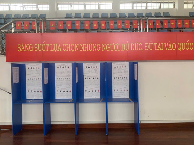 Phường Phú Diễn sẵn sàng cho Ngày bầu cử đại biểu Quốc hội khóa XVI và đại biểu HĐND các cấp, nhiệm kỳ 2026 - 2031
- Ảnh 41.