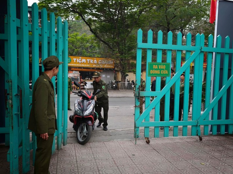 CÔNG AN PHƯỜNG KIM LIÊN SẴN SÀNG MỌI ĐIỀU KIỆN ĐẢM BẢO THÀNH CÔNG CUỘC BẦU CỬ ĐẠI BIỂU QUỐC HỘI KHÓA XVI VÀ ĐẠI BIỂU HĐND CÁC CẤP NHIỆM KỲ 2026 - 2031- Ảnh 3.
