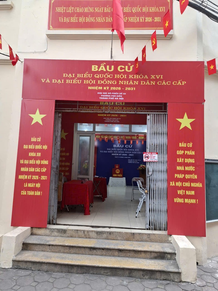 Phường Phú Diễn sẵn sàng cho Ngày bầu cử đại biểu Quốc hội khóa XVI và đại biểu HĐND các cấp, nhiệm kỳ 2026 - 2031
- Ảnh 33.
