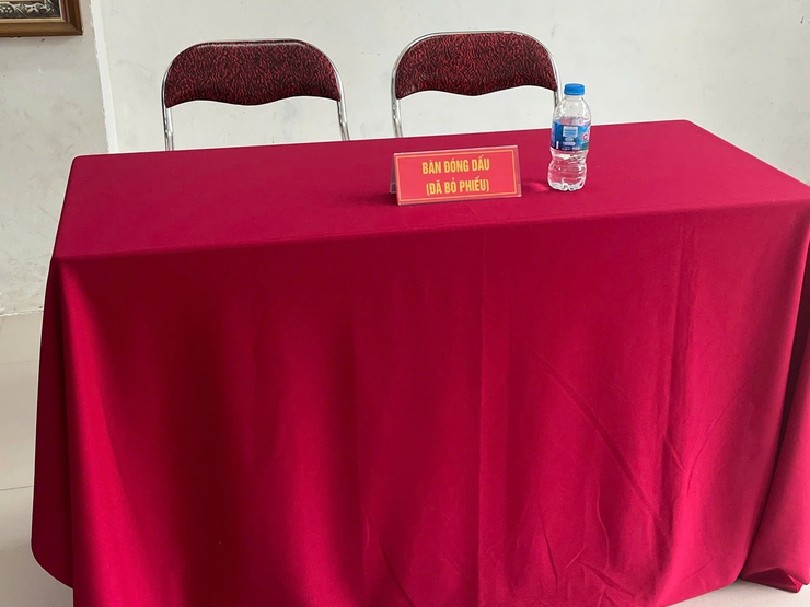 Phường Phú Diễn sẵn sàng cho Ngày bầu cử đại biểu Quốc hội khóa XVI và đại biểu HĐND các cấp, nhiệm kỳ 2026 - 2031
- Ảnh 45.