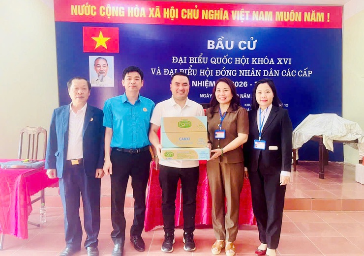 Mặt trận Tổ quốc và các tổ chức chính trị - xã hội xã Quốc Oai thăm, động viên các tổ bầu cử trước Ngày hội toàn dân- Ảnh 15.