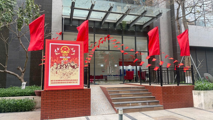 Phường Phú Diễn sẵn sàng cho Ngày bầu cử đại biểu Quốc hội khóa XVI và đại biểu HĐND các cấp, nhiệm kỳ 2026 - 2031
- Ảnh 10.