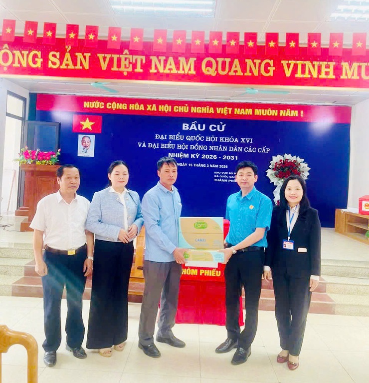 Mặt trận Tổ quốc và các tổ chức chính trị - xã hội xã Quốc Oai thăm, động viên các tổ bầu cử trước Ngày hội toàn dân- Ảnh 17.