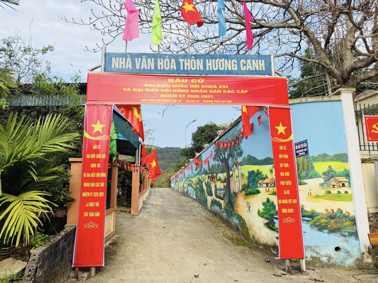 XÃ BA VÌ RỰC RỠ CHÀO MỪNG NGÀY BẦU CỬ 15/3/2026- Ảnh 2.