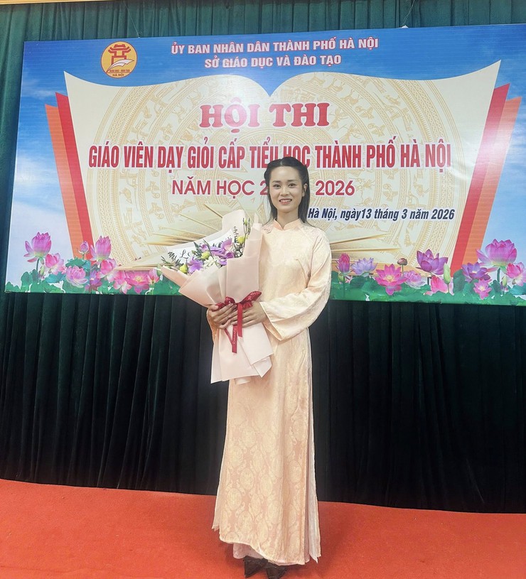 GIÁO VIÊN XÃ BA VÌ THAM GIA HỘI THI GIÁO VIÊN DẠY GIỎI CẤP TIỂU HỌC THÀNH PHỐ HÀ NỘI- Ảnh 2.