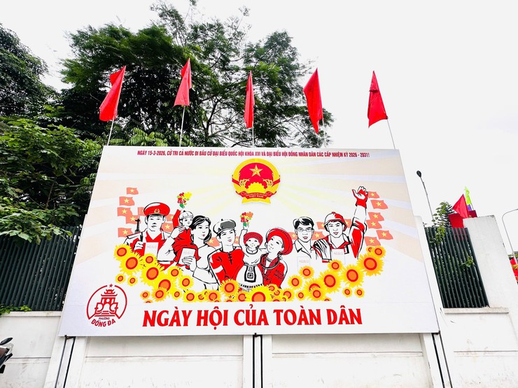 Cờ hoa rực rỡ, Đống Đa chờ đón ngày hội bầu cử- Ảnh 13.