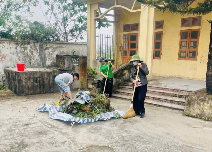 XÃ ỨNG HÒA RA QUÂN TỔNG VỆ SINH MÔI TRƯỜNG CHÀO MỪNG NGÀY HỘI LỚN CỦA TOÀN DÂN- Ảnh 3.