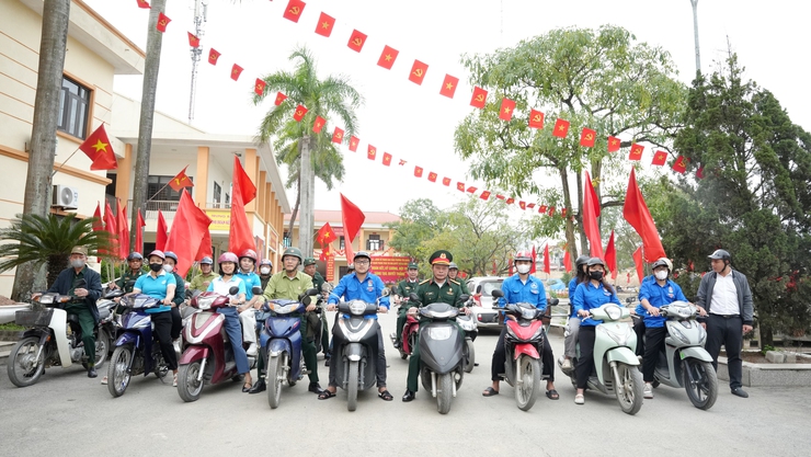Các Hội, đoàn thể phường Yên Nghĩa tổ chức tuyên truyền lưu động chào mừng cuộc bầu cử đại biểu Quốc hội khóa XVI và HĐND các cấp nhiệm kỳ 2026 – 2031- Ảnh 1.