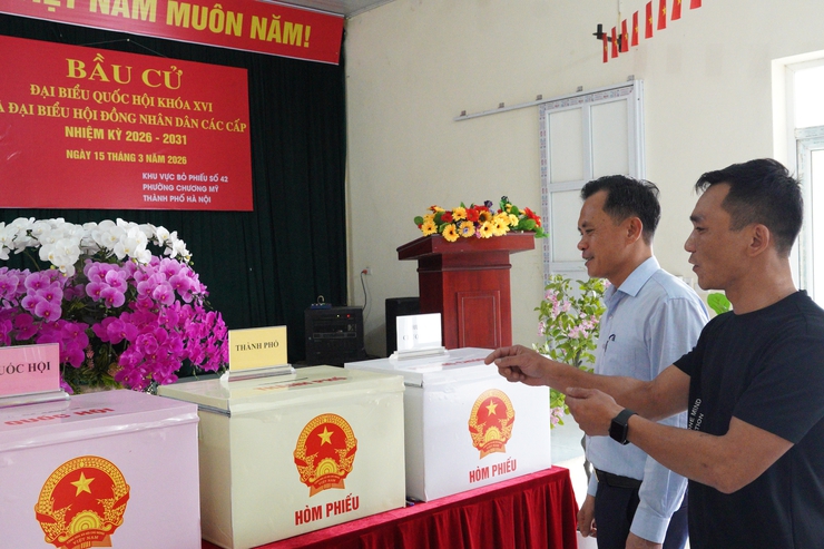 Đồng chí Bí thư Đảng ủy phường Chương Mỹ - Phí Minh Hải kiểm tra, động viên công tác chuẩn bị bầu cử trên địa bàn phường- Ảnh 17.