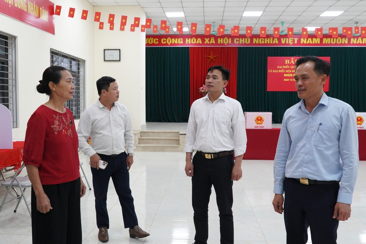 Đồng chí Bí thư Đảng ủy phường Chương Mỹ - Phí Minh Hải kiểm tra, động viên công tác chuẩn bị bầu cử trên địa bàn phường- Ảnh 19.