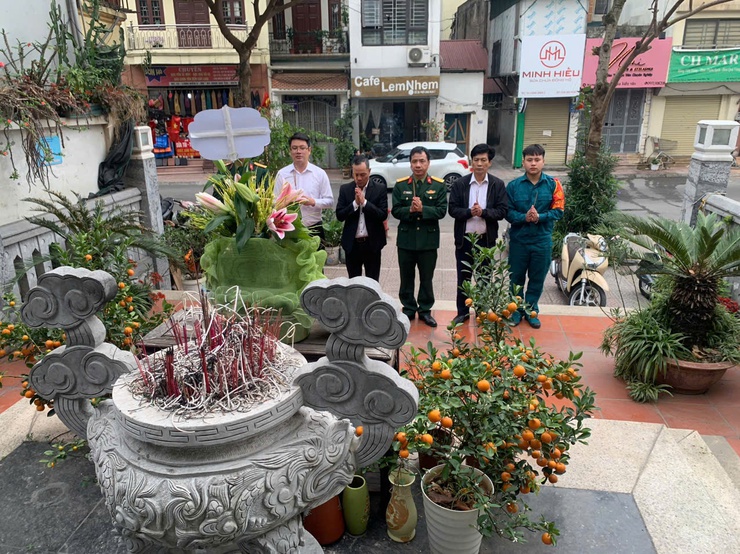 Phường Bồ Đề tổ chức Lễ dâng hương, báo cáo về công tác bầu cử đại biểu Quốc hội khóa XVI và đại biểu HĐND các cấp nhiệm kỳ 2026 – 2031- Ảnh 6.