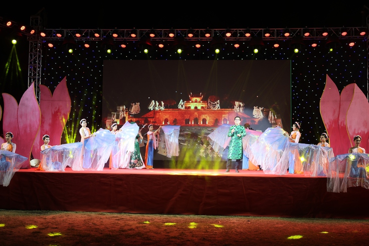 Xã Tiến Thắng tổ chức chương trình nghệ thuật chào mừng bầu cử- Ảnh 2.