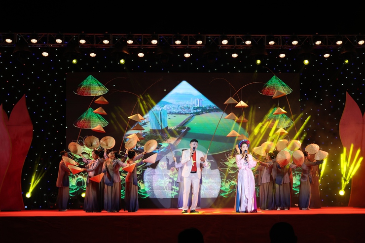 Xã Tiến Thắng tổ chức chương trình nghệ thuật chào mừng bầu cử- Ảnh 5.