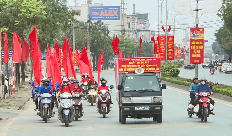 Phúc Thọ tổ chức xe tuyên truyền lưu động chào mừng ngày bầu cử- Ảnh 4.