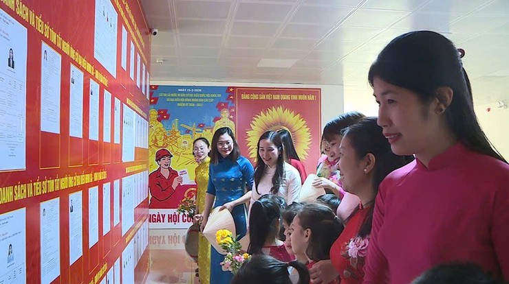 Hội LHPN xã Phúc Thọ với chuỗi hoạt động chào mừng ngày hội non sông- Ảnh 5.