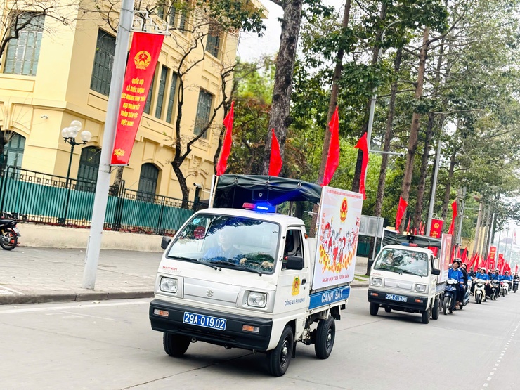 Ba Đình: Ra quân cao điểm lập lại trật tự đô thị, chào mừng ngày hội bầu cử của toàn dân- Ảnh 5.