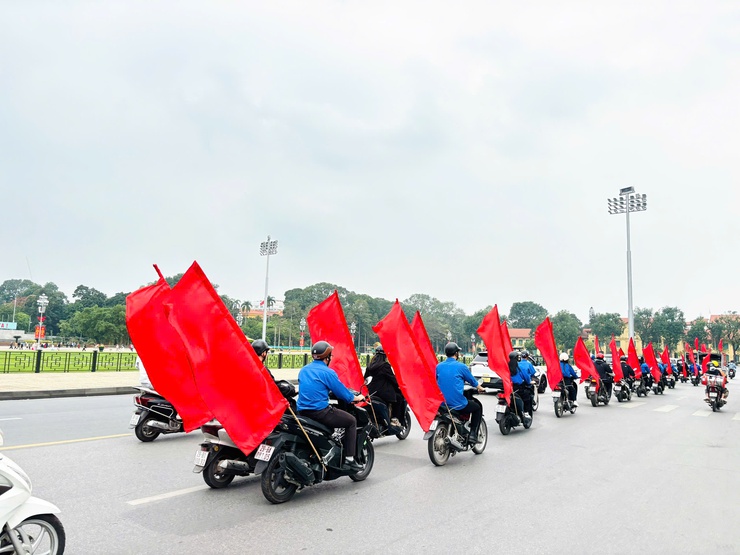 Ba Đình: Ra quân cao điểm lập lại trật tự đô thị, chào mừng ngày hội bầu cử của toàn dân- Ảnh 7.