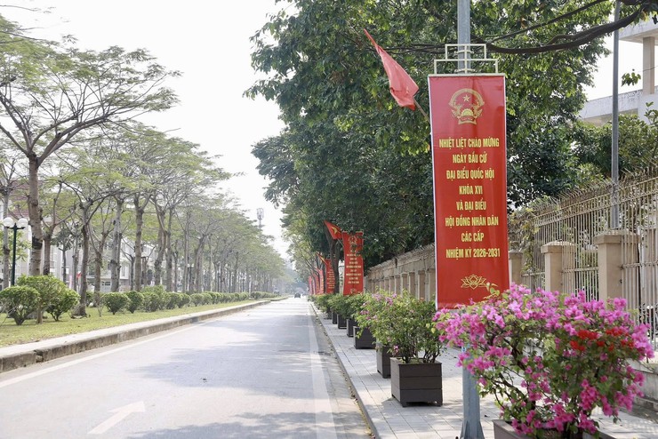 Phường Dương Nội rực rỡ cờ hoa, sẵn sàng cho ngày hội non sông- Ảnh 6.