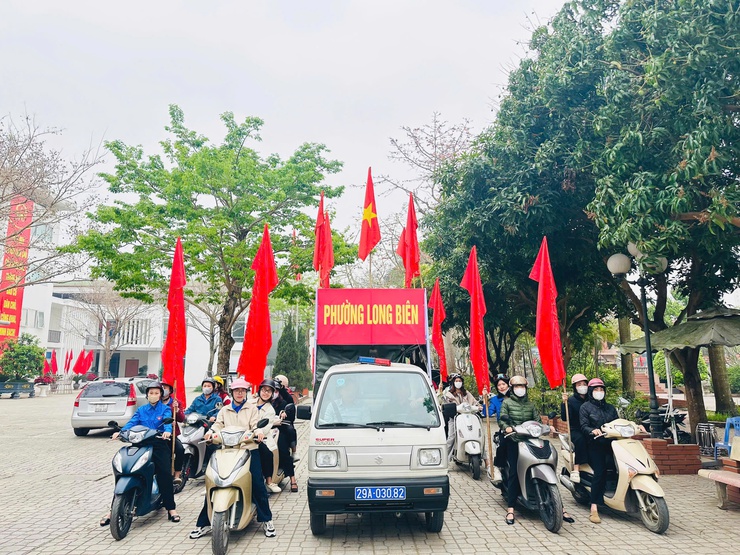 Phường Long Biên: Những Chuyến Xe Tuyên Truyền - Ngọn Lửa Lan Tỏa Ngày Hội Non Sông- Ảnh 2.