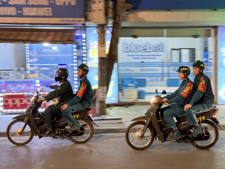 Ban Chỉ huy Quân sự phường Chương Mỹ tổ chức tuần tra, kiểm soát quân sự bảo đảm an ninh trật tự phục vụ bầu cử- Ảnh 3.