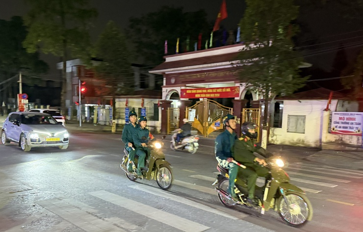 Ban Chỉ huy Quân sự phường Chương Mỹ tổ chức tuần tra, kiểm soát quân sự bảo đảm an ninh trật tự phục vụ bầu cử- Ảnh 7.