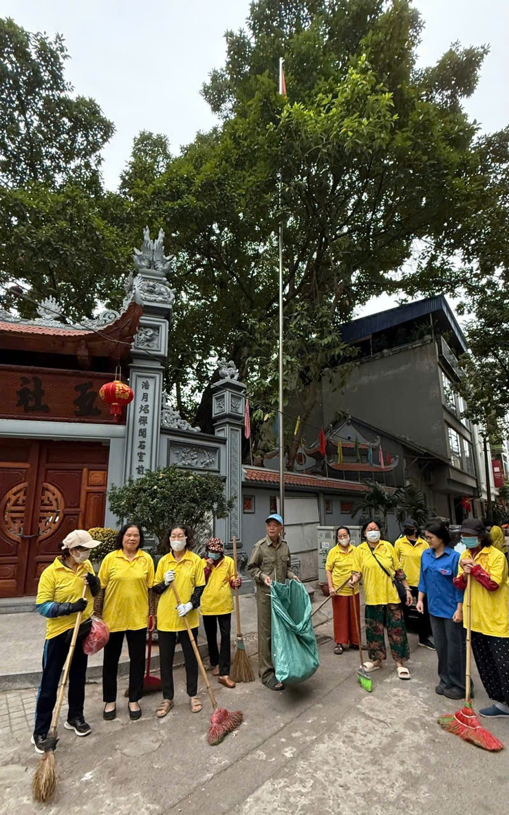 Ba Đình: Ra quân cao điểm lập lại trật tự đô thị, chào mừng ngày hội bầu cử của toàn dân- Ảnh 8.