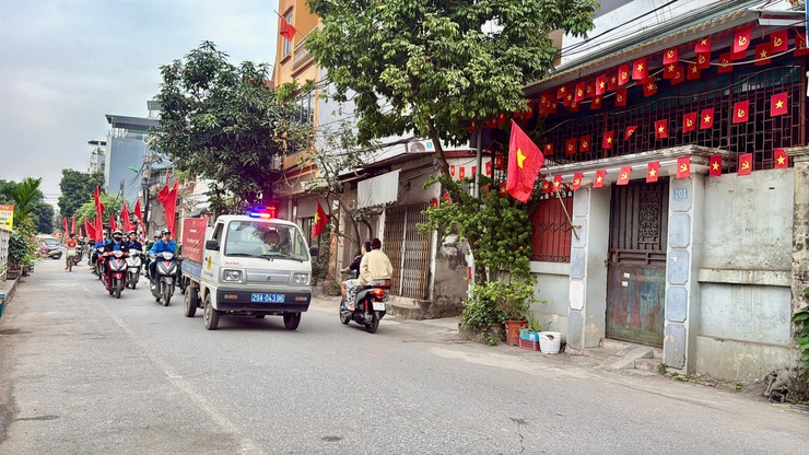 PHƯỜNG LĨNH NAM  RA QUÂN TUYÊN TRUYỀN LƯU ĐỘNG TRỰC QUAN VỀ BẦU CỬ- Ảnh 6.