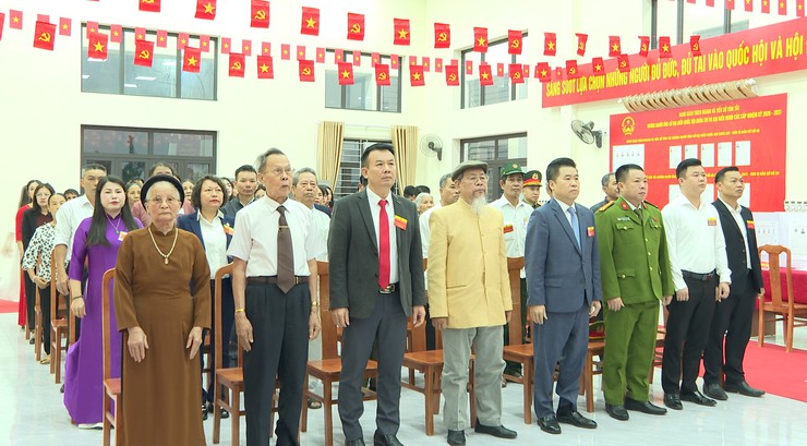 Công an xã Hát Môn chủ động bảo đảm an ninh trật tự phục vụ bầu cử- Ảnh 1.