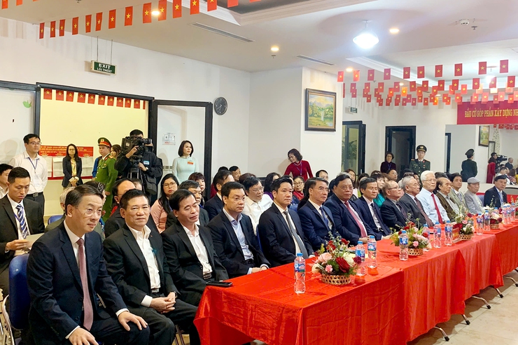 Cử tri phường Thanh Xuân nô nức tham gia Ngày hội bầu cử đại biểu Quốc hội khóa XVI và đại biểu HĐND các cấp nhiệm kỳ 2026-2031- Ảnh 5.