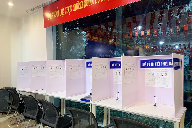 Cử tri phường Thanh Xuân nô nức tham gia Ngày hội bầu cử đại biểu Quốc hội khóa XVI và đại biểu HĐND các cấp nhiệm kỳ 2026-2031- Ảnh 3.