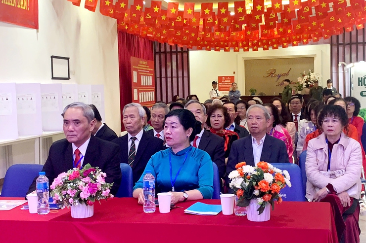 Cử tri phường Thanh Xuân nô nức tham gia Ngày hội bầu cử đại biểu Quốc hội khóa XVI và đại biểu HĐND các cấp nhiệm kỳ 2026-2031- Ảnh 8.