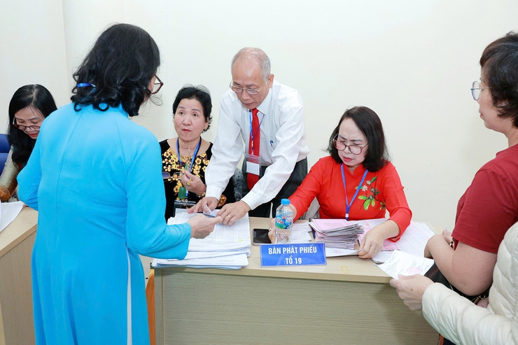 Cử tri phường Thanh Xuân trách nhiệm trong từng lá phiếu- Ảnh 6.