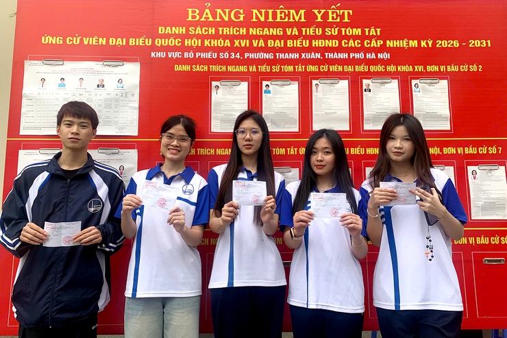 Không khí sôi nổi, tỷ lệ cử tri đi bầu tăng nhanh- Ảnh 6.