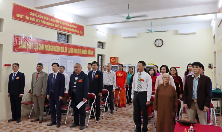 PHƯỜNG SƠN TÂY NÔ NỨC TRONG NGÀY HỘI BẦU CỬ- Ảnh 8.