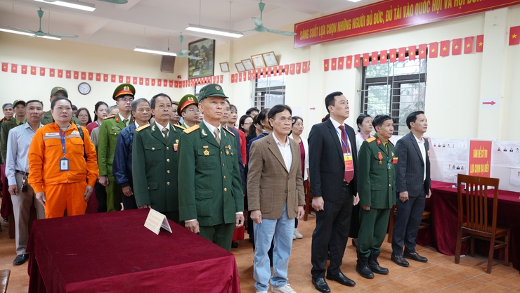 Rộn ràng ngày hội non sông trên địa bàn phường Yên Nghĩa- Ảnh 1.