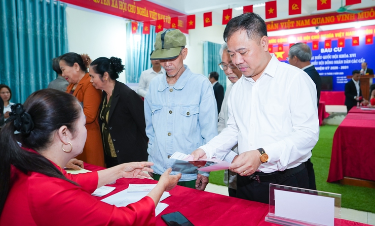 Đồng chí Phó Bí thư Đảng ủy, Chủ tịch UBND xã Quốc Oai dự khai mạc bầu cử đại biểu Quốc hội khóa XVI và đại biểu HĐND các cấp nhiệm kỳ 2026–2031- Ảnh 11.