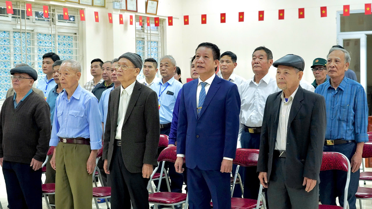 XÃ YÊN LÃNG RỘN RÀNG KHAI MẠC NGÀY BẦU CỬ- Ảnh 2.