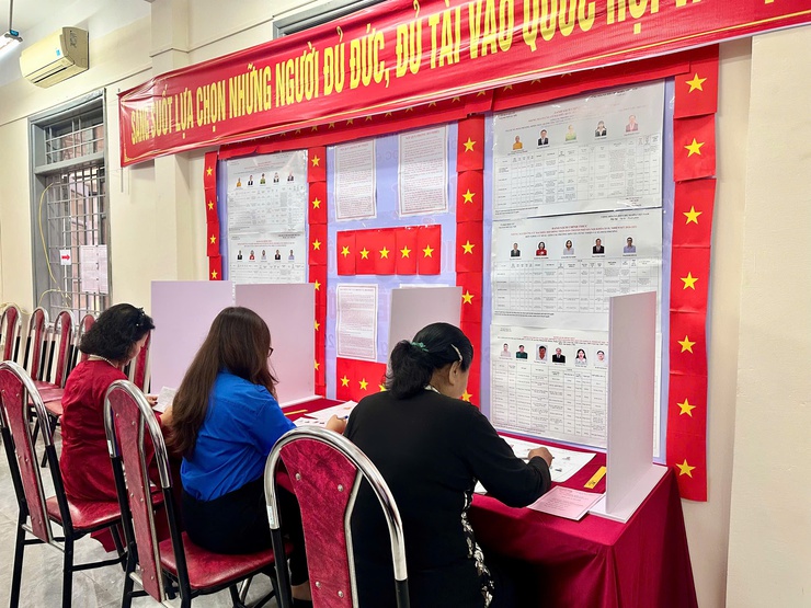 PHƯỜNG SƠN TÂY NÔ NỨC TRONG NGÀY HỘI BẦU CỬ- Ảnh 25.