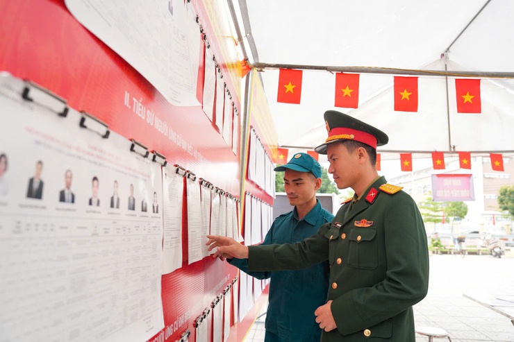 Lá phiếu - niềm tin và khát vọng dựng xây quê hương, đất nước- Ảnh 5.