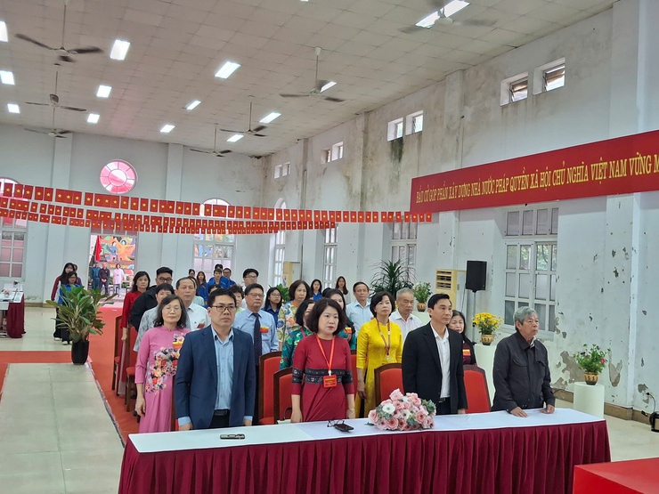 Tưng bừng ngày hội bầu cử – Cử tri Phường Ô Chợ Dừa phấn khởi đi bỏ phiếu từ sớm- Ảnh 35.