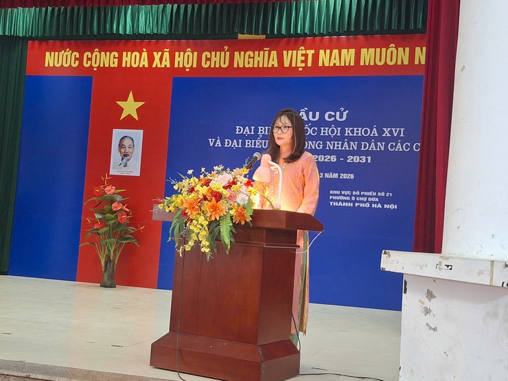 Tưng bừng ngày hội bầu cử – Cử tri Phường Ô Chợ Dừa phấn khởi đi bỏ phiếu từ sớm- Ảnh 38.