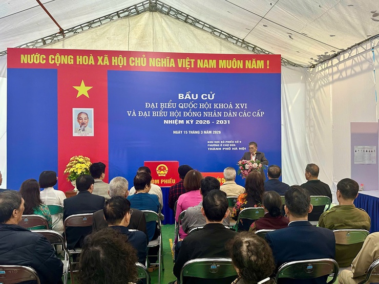 Tưng bừng ngày hội bầu cử – Cử tri Phường Ô Chợ Dừa phấn khởi đi bỏ phiếu từ sớm- Ảnh 19.