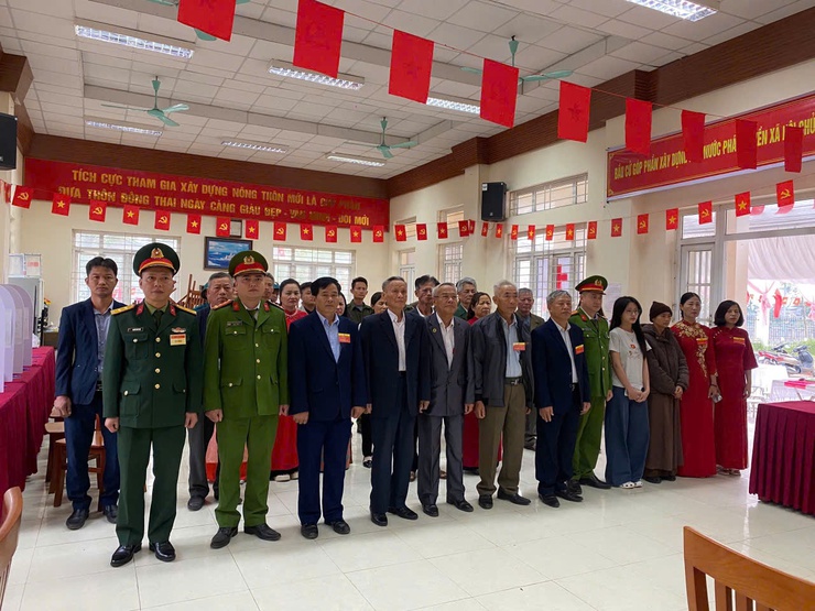 Công an xã Hồng Vân quyết tâm bảo vệ thành công cuộc bầu cử đại biểu Quốc hội khoá XVI và Hội đồng nhân dân các cấp, nhiệm kỳ 2026-2031 - Ảnh 1.