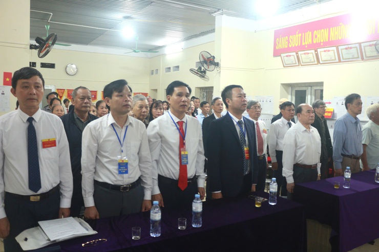 Cử tri xã Hòa Lạc hân hoan tham gia ngày hội bầu cử!- Ảnh 4.