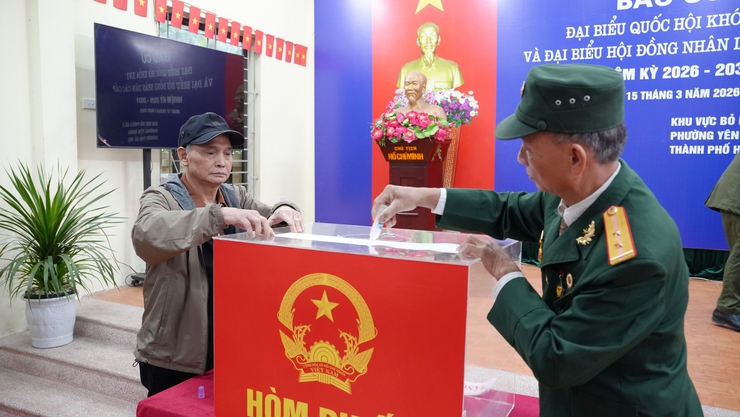 Rộn ràng ngày hội non sông trên địa bàn phường Yên Nghĩa- Ảnh 2.