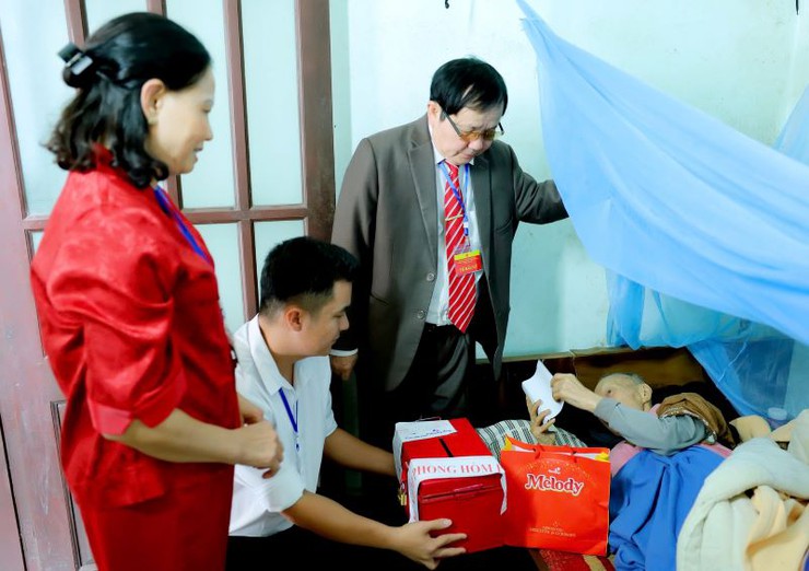 Cử tri thôn Xuân Trung, Xuân Long, Xuân Sen, Xuân Linh phấn khởi tham gia ngày hội toàn dân- Ảnh 6.