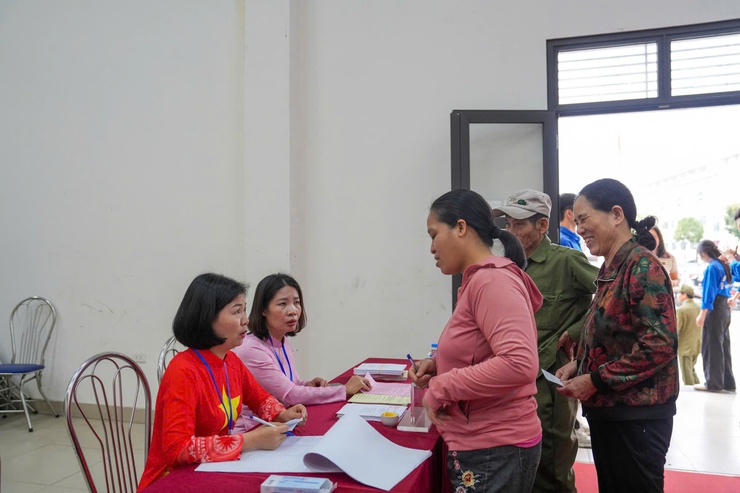 Lá phiếu - niềm tin và khát vọng dựng xây quê hương, đất nước- Ảnh 7.